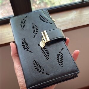 Elegant Black Leaf Cutout Women's Wallet